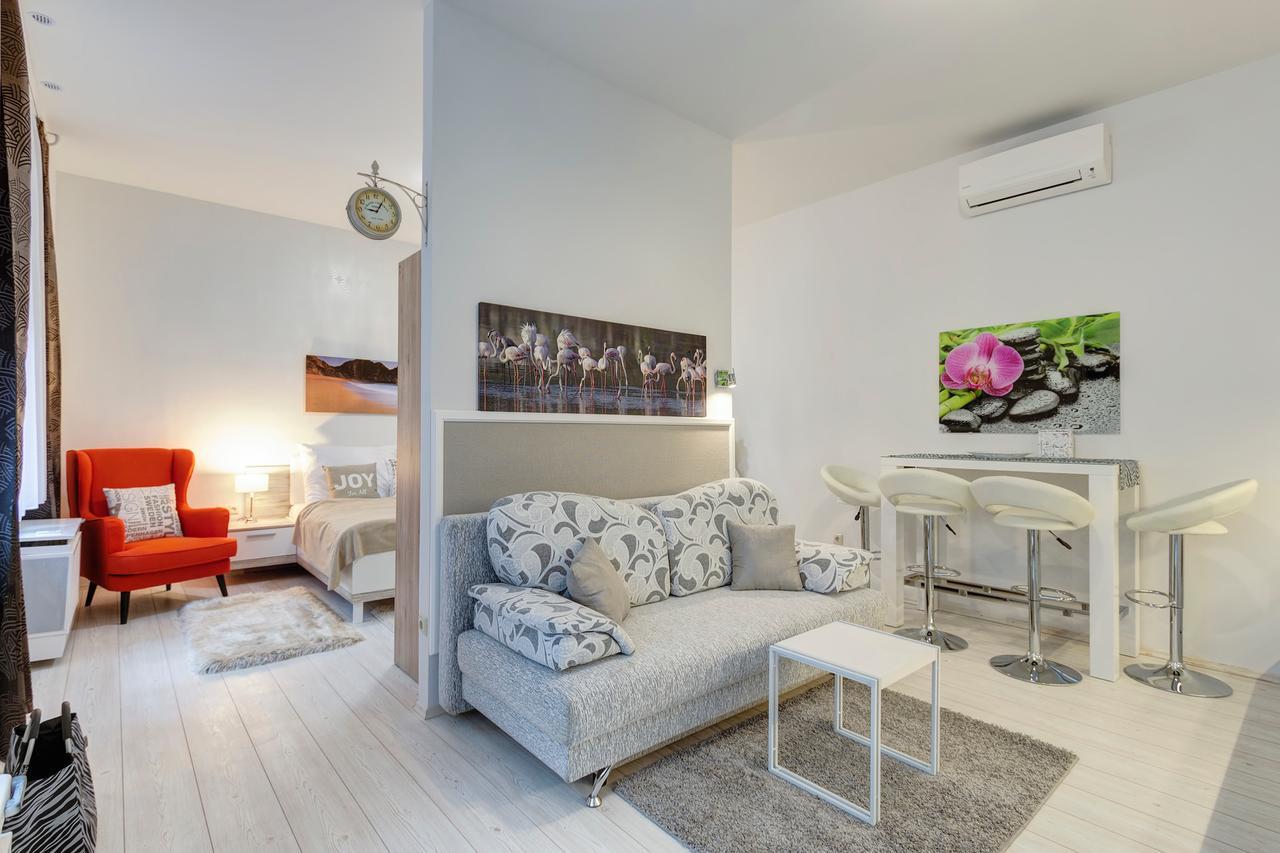 Sweet Dreams At King Street Gold Apartment *